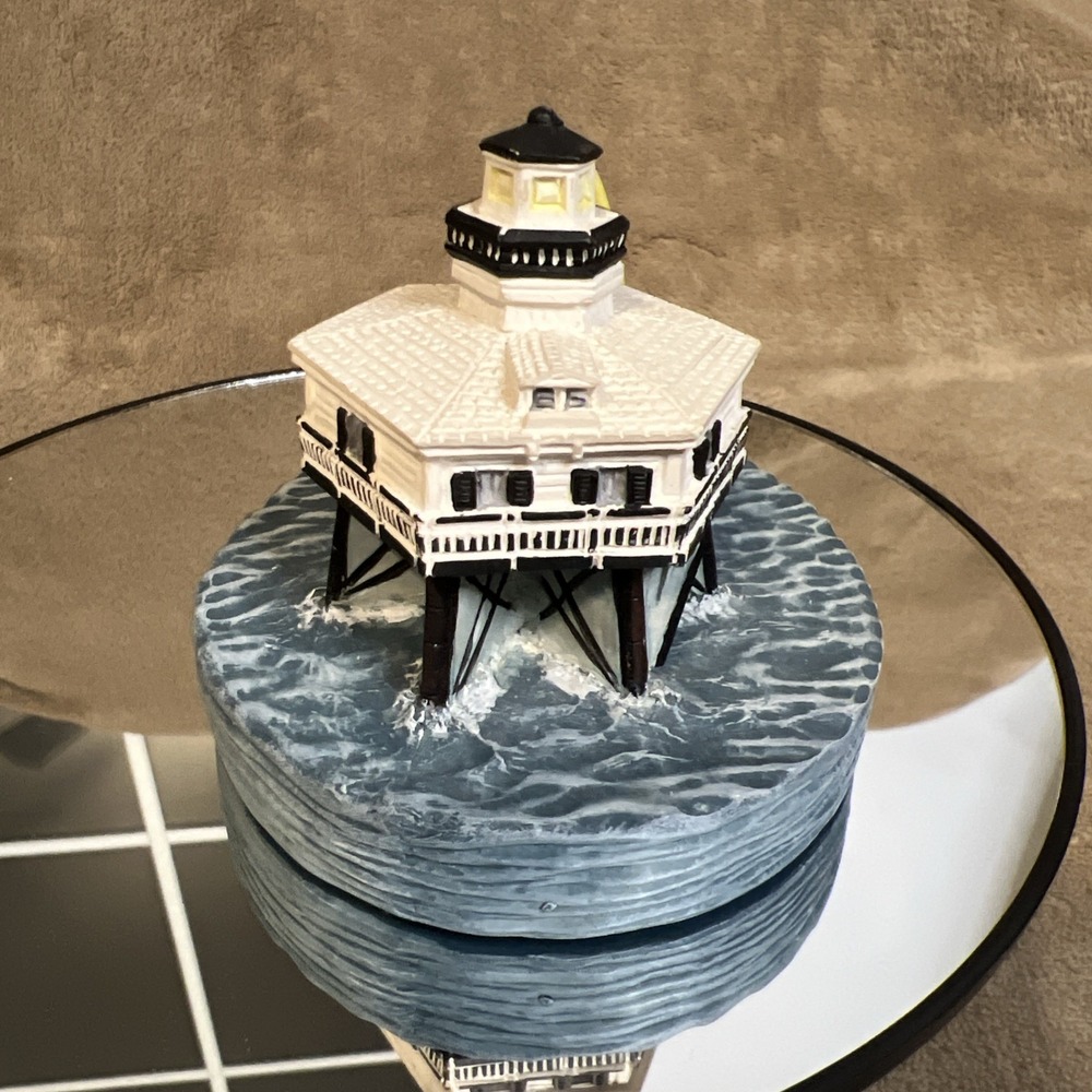 Spoontiques Lighthouse Middle Bay AL 9221‎ - Picture 6 of 8
